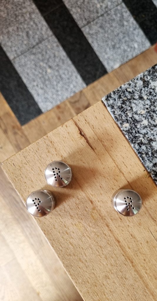 Edelstahl Salz und Pfeffer mit Buchstaben